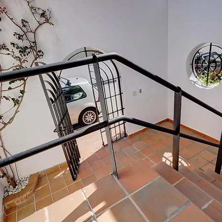 Three Bedroom Townhouse 100 Meters From The Beach! *