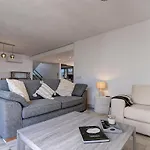 Three Bedroom Townhouse 100 Meters From The Beach!