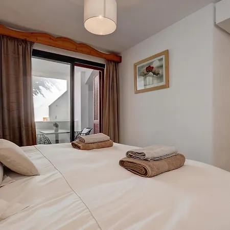 Three Bedroom Townhouse 100 Meters From The Beach! 에스테포나