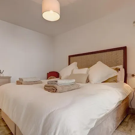 Three Bedroom Townhouse 100 Meters From The Beach! Vakantiehuis Estepona