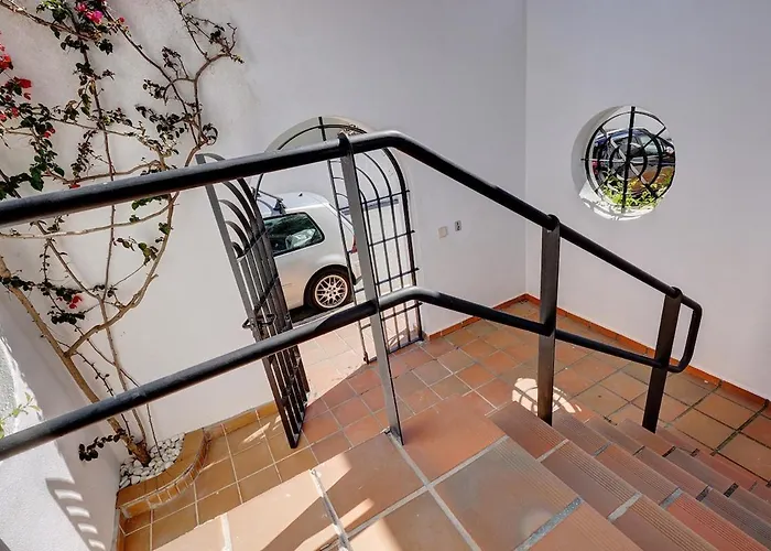 Three Bedroom Townhouse 100 Meters From The Beach! *